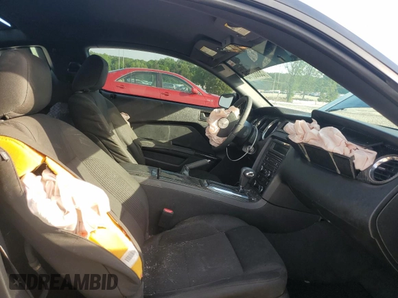 2010 Ford Mustang V6 with VIN 1ZVBP8AN9A5181890, listed as a Copart auction lot 55885715 with 160,456 mi miles and Salvage title. Bid and sale history available at DreamBid. Image 10.