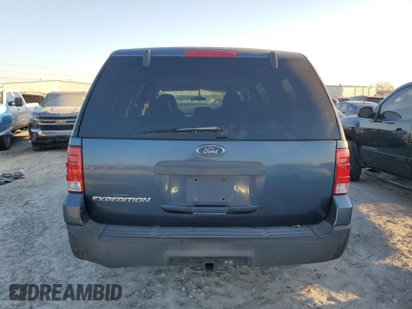 2004 Ford Expedition XLS with VIN 1FMRU13W54LA44335, listed as a Copart auction lot 89276495 with 0 mi miles and Salvage Title. Bid and sale history available at carsss.com. Image 6.