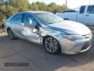 2017 Toyota Camry XLE with VIN 4T1BF1FKXHU806241, listed as a IAAI auction lot 41630618 with 123,991 mi miles. Bid and sale history available at carsss.com. Image 1.