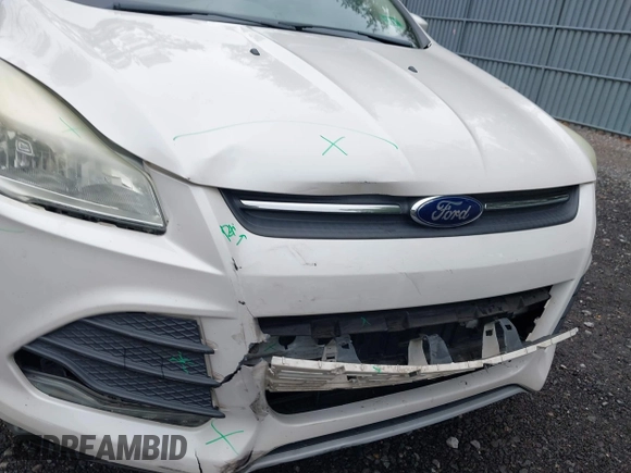 2013 Ford Escape SE с VIN 1FMCU0GX9DUD31996, выставлен на аукционе IAAI как лот 42342141 с пробегом 160 642 миль миль и . История ставок и продаж доступна на DreamBid. Изображение 6.