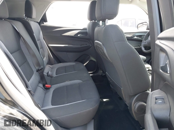 2025 Chevrolet TrailBlazer LS with VIN KL79MMSP8SB065034, listed as a IAAI auction lot 41811431 with Not Provided miles and . Bid and sale history available at DreamBid. Image 8.