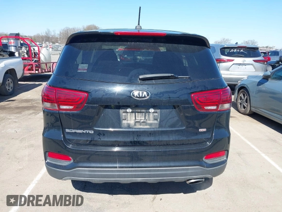 2019 Kia Sorento L with VIN 5XYPG4A32KG533121, listed as a IAAI auction lot 41762827 with 96,026 mi miles. Bid and sale history available at carsss.com. Image 16.