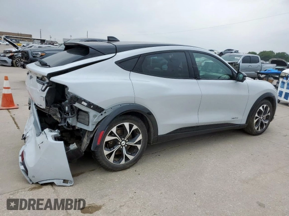2023 Ford Mustang Mach-E Premium z VIN 3FMTK3RM3PMA31793, wystawiony jako Copart lot #57344535 z przebiegiem 39 342 mil mil oraz Szkoda całkowita • Salvage title. Historia ofert i sprzedaży dostępna na DreamBid. Obrazek 3.