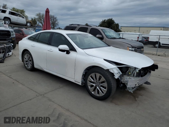 2023 Toyota Mirai XLE with VIN JTDAAAAA8PA010262, listed as a Copart auction lot 48825745 with 17,234 mi miles and Salvage Title. Bid and sale history available at carsss.com. Image 4.