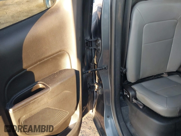 2017 GMC Canyon 2WD with VIN 1GTH5BEA2H1323599, listed as a IAAI auction lot 41003862 with 159,167 mi miles. Bid and sale history available at carsss.com. Image 8.