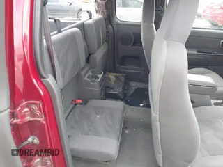 2004 Chevrolet Colorado LS Z71 with VIN 1GCDT196648208008, listed as a IAAI auction lot 41378024 with 235,799 mi miles. Bid and sale history available at carsss.com. Image 8.