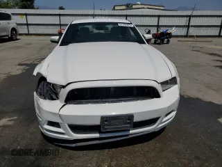 2013 Ford Mustang V6 with VIN 1ZVBP8AM3D5249841, listed as a Copart auction lot 61786475 with 130,835 mi miles and Salvage title. Bid and sale history available at DreamBid. Image 5.