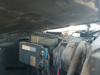 1990 Chevrolet Suburban с VIN 1GNER16K8LF181223, выставлен на аукционе IAAI как лот 42815868 с пробегом 90 093 миль миль и . История ставок и продаж доступна на DreamBid. Изображение 19.