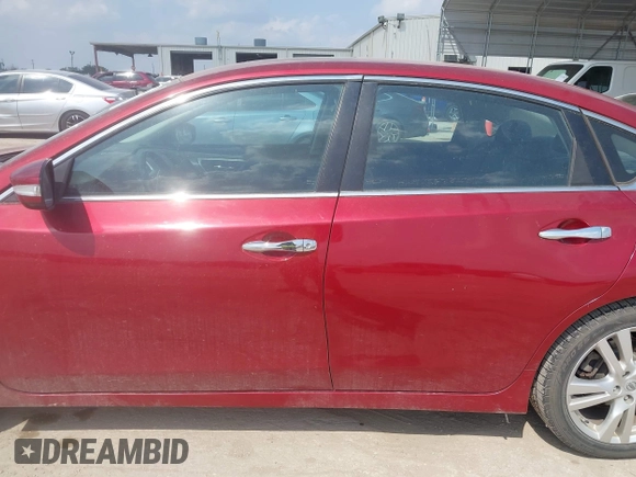 2016 Nissan Altima SL z VIN 1N4BL3AP6GC151758, wystawiony jako IAAI lot #42170448 z przebiegiem 114 978 mil mil oraz . Historia ofert i sprzedaży dostępna na DreamBid. Obrazek 14.