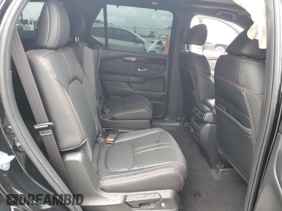 2025 Honda Pilot TrailSport with VIN 5FNYG1H63SB087572, listed as a Copart auction lot 86802994 with 962 mi miles and Salvage Title. Bid and sale history available at carsss.com. Image 12.