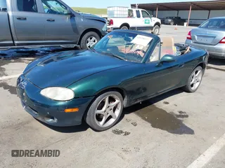 2001 Mazda MX-5 Miata with VIN JM1NB353410203981, listed as a IAAI auction lot 42028077 with Not Provided miles and . Bid and sale history available at DreamBid. Image 17.