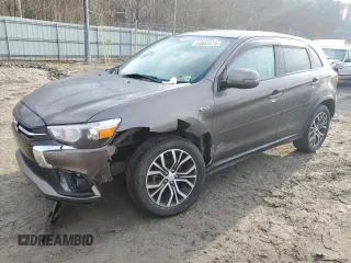 2018 Mitsubishi Outlander SE z VIN JA4AR3AW3JU016325, wystawiony jako Copart lot #46653415 z przebiegiem 55 996 mil mil oraz Szkoda całkowita • Salvage title. Historia ofert i sprzedaży dostępna na DreamBid. Obrazek 1.