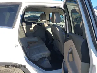 2013 Ford Escape SEL with VIN 1FMCU0HX9DUA51686, listed as a IAAI auction lot 40650669 with 86,442 mi miles. Bid and sale history available at carsss.com. Image 8.