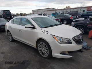 2014 Buick LaCrosse Premium II with VIN 1G4GF5G32EF107822, listed as a IAAI auction lot 40792968 with 184,970 mi miles. Bid and sale history available at carsss.com. Image 1.