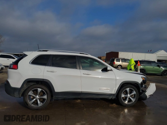 2019 Jeep Cherokee Limited with VIN 1C4PJLDB0KD487835, listed as a IAAI auction lot 41504135 with 79,394 mi miles and . Bid and sale history available at DreamBid. Image 13.