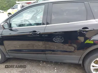 2017 Ford Escape SE с VIN 1FMCU0G94HUB67886, выставлен на аукционе IAAI как лот 42297137 с пробегом 193 600 миль миль и . История ставок и продаж доступна на DreamBid. Изображение 14.