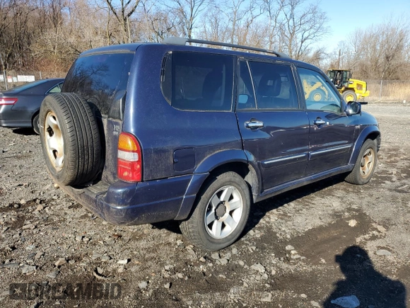 2002 Suzuki XL7 Standard with VIN JS3TX92VX24117328, listed as a Copart auction lot 49181005 with 80,458 mi miles and Salvage title. Bid and sale history available at DreamBid. Image 3.