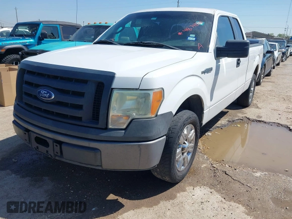 2011 Ford F-150 XL with VIN 1FTEX1CM3BFC31724, listed as a IAAI auction lot 41874831 with 235,430 mi miles. Bid and sale history available at carsss.com. Image 17.