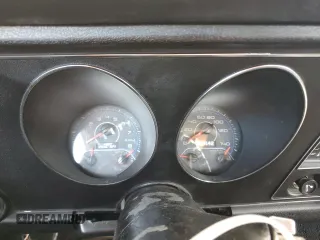 1969 Pontiac Firebird z VIN 223379ULL6573, wystawiony jako Copart lot #57812295 z przebiegiem 142 mil mil oraz Tytuł czysty. Historia ofert i sprzedaży dostępna na DreamBid. Obrazek 9.