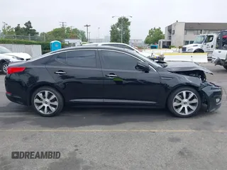 2012 Kia Optima SX z VIN 5XXGR4A68CG016223, wystawiony jako IAAI lot #42427776 z przebiegiem 136 653 mil mil oraz . Historia ofert i sprzedaży dostępna na DreamBid. Obrazek 14.