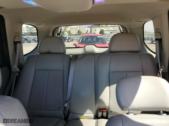 2007 GMC Envoy Denali with VIN 1GKES63M372150236, listed as a Copart auction lot 73612354 with 161,934 mi miles and Salvage Title. Bid and sale history available at carsss.com. Image 10.