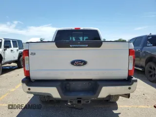 2018 Ford F-250 XL с VIN 1FT7W2B60JEB69787, выставлен на аукционе Copart как лот 57414624 с пробегом 192 636 миль миль и Списание • Salvage title. История ставок и продаж доступна на DreamBid. Изображение 6.