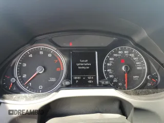 2014 Audi Q5 Premium Plus with VIN WA1LFAFP3EA092593, listed as a Copart auction lot 61636415 with 105,761 mi miles and Clean title. Bid and sale history available at DreamBid. Image 9.