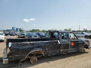 1987 Ford F-250 with VIN 1FTHX2518HKB31611, listed as a Copart auction lot 64875114 with 85,099 mi miles and Salvage Title. Bid and sale history available at carsss.com. Image 3.