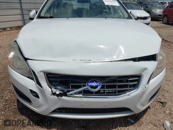 2012 Volvo S60 T5 с VIN YV1622FS4C2115146, выставлен на аукционе IAAI как лот 42216639 с пробегом 95 860 миль миль и . История ставок и продаж доступна на DreamBid. Изображение 6.