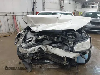 2010 Buick LaCrosse CXS with VIN 1G4GE5EV3AF324216, listed as a IAAI auction lot 42273682 with 139,868 mi miles and . Bid and sale history available at DreamBid. Image 12.
