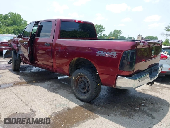 2018 Ram 2500 Tradesman with VIN 3C6UR5CL7JG201831, listed as a IAAI auction lot 42382630 with 183,788 mi miles and . Bid and sale history available at DreamBid. Image 3.