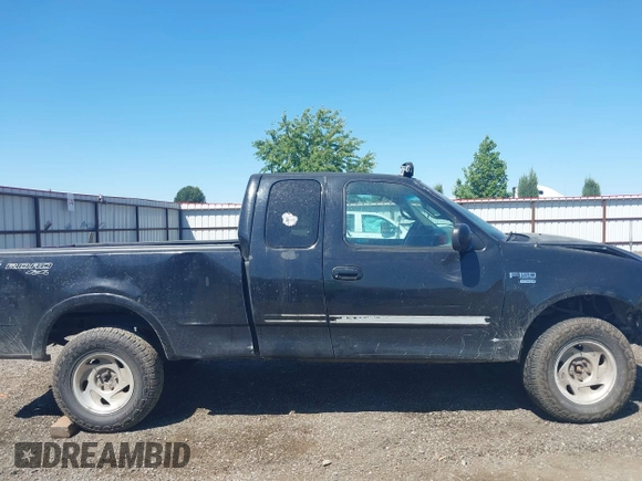 2001 Ford F-150 XL z VIN 2FTRX18L41CA04375, wystawiony jako IAAI lot #42443767 z przebiegiem 345 170 mil mil oraz . Historia ofert i sprzedaży dostępna na DreamBid. Obrazek 14.