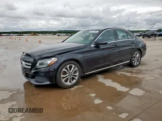 2017 Mercedes-Benz C 300 z VIN 55SWF4JB9HU215405, wystawiony jako Copart lot #60547055 z przebiegiem 95 400 mil mil oraz Szkoda całkowita • Salvage title. Historia ofert i sprzedaży dostępna na DreamBid. Obrazek 1.
