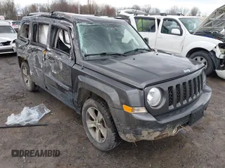 2017 Jeep Patriot High Altitude with VIN 1C4NJRFB8HD109679, listed as a IAAI auction lot 41953709 with 110,891 mi miles. Bid and sale history available at carsss.com. Image 1.