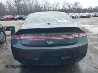2015 Lincoln MKZ z VIN 3LN6L2JK4FR623686, wystawiony jako IAAI lot #41721095 z przebiegiem 197 922 mil mil oraz . Historia ofert i sprzedaży dostępna na DreamBid. Obrazek 17.