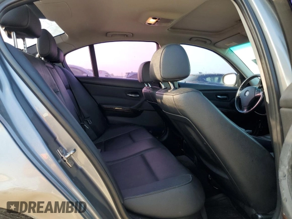 2011 BMW 3 Series 328i xDrive with VIN WBAPK5C50BA661292, listed as a Copart auction lot 44318755 with 158,377 mi miles and Salvage Title. Bid and sale history available at DreamBid. Image 10.