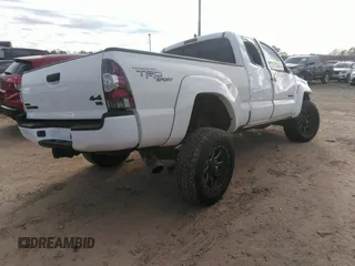 2012 Toyota Tacoma with VIN 5TFUU4EN8CX034202, listed as a IAAI auction lot 41117523 with 179,446 mi miles. Bid and sale history available at carsss.com. Image 4.