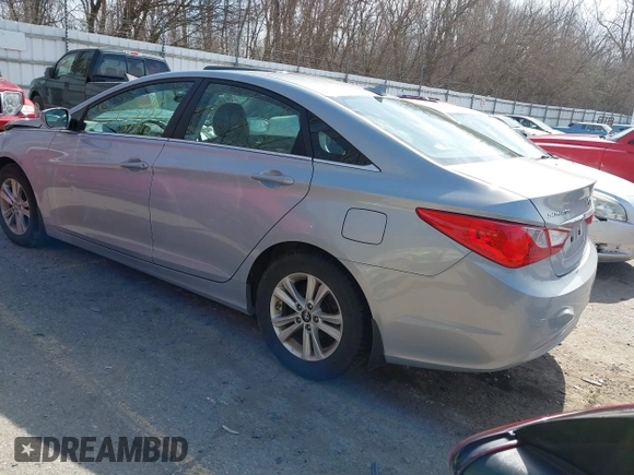 2013 Hyundai Sonata GLS with VIN 5NPEB4AC7DH789028, listed as a IAAI auction lot 41827734 with 135,624 mi miles and . Bid and sale history available at carsss.com. Image 3.