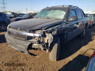 2004 Chevrolet Avalanche Z71 with VIN 3GNEK12T74G282207, listed as a Copart auction lot 73114084 with 205,688 mi miles and Salvage Title. Bid and sale history available at carsss.com. Image 1.
