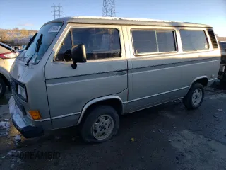 1986 Volkswagen Vanagon with VIN WV2YB0257GH097667, listed as a Copart auction lot 82383524 with 176,022 mi miles and Clean Title. Bid and sale history available at DreamBid. Image 1.
