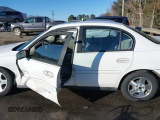 2004 Chevrolet Classic with VIN 1G1ND52F84M705659, listed as a IAAI auction lot 41313723 with 287,702 mi miles. Bid and sale history available at carsss.com. Image 14.