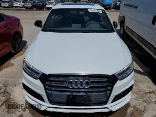 2018 Audi Q3 Premium Plus with VIN WA1HCCFS6JR029224, listed as a Copart auction lot 50457203 with 59,217 mi miles. Bid and sale history available at carsss.com. Image 5.