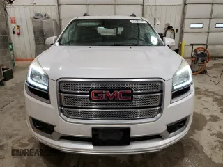 2016 GMC Acadia Denali z VIN 1GKKVTKD1GJ225693, wystawiony jako Copart lot #51792145 z przebiegiem Nie podano mil oraz Czysty tytuł • Clean title. Historia ofert i sprzedaży dostępna na DreamBid. Obrazek 5.
