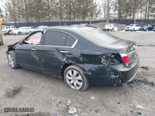 2015 Honda Accord Sedan LX with VIN 1HGCR2F39FA273071, listed as a IAAI auction lot 41532643 with 186,585 mi miles. Bid and sale history available at carsss.com. Image 3.