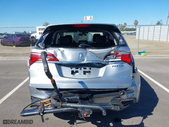 2018 Acura RDX w/Advance Pkg with VIN 5J8TB4H70JL018029, listed as a IAAI auction lot 41749450 with 113,506 mi miles. Bid and sale history available at carsss.com. Image 17.