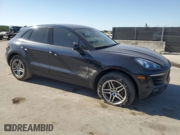 2017 Porsche Macan with VIN WP1AA2A5XHLB00378, listed as a Copart auction lot 53654435 with 85,653 mi miles and Clean Title. Bid and sale history available at DreamBid. Image 4.