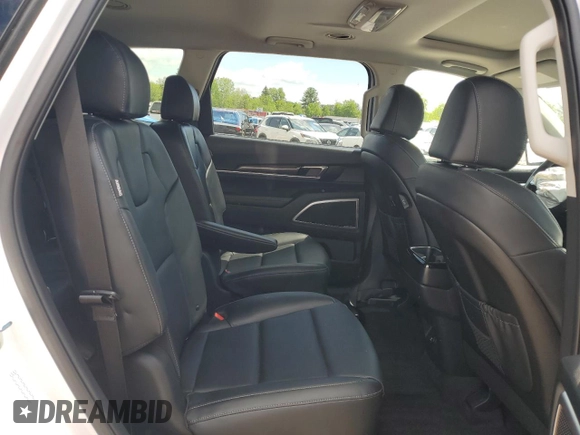 2025 Kia Telluride S with VIN 5XYP6DGC7SG633192, listed as a Copart auction lot 58782175 with 2,134 mi miles and Salvage title. Bid and sale history available at DreamBid. Image 11.