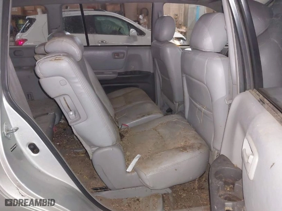 2004 Toyota Highlander with VIN JTEEP21AX40037031, listed as a IAAI auction lot 41798029 with 322,390 mi miles. Bid and sale history available at carsss.com. Image 8.