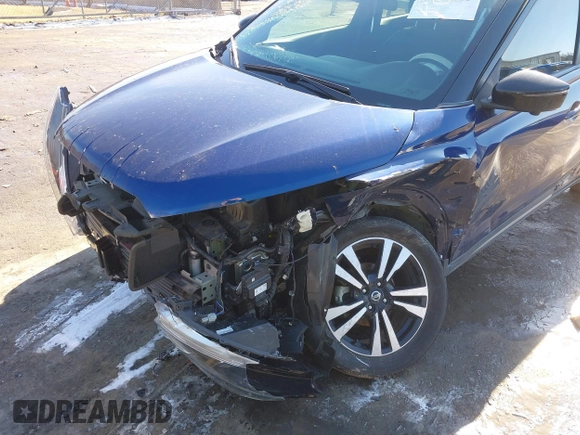 2020 Nissan Kicks SR with VIN 3N1CP5DV7LL535557, listed as a IAAI auction lot 41384085 with 47,147 mi miles. Bid and sale history available at carsss.com. Image 6.