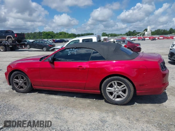 2013 Ford Mustang V6 with VIN 1ZVBP8EM6D5281421, listed as a IAAI auction lot 42387458 with 212,759 mi miles and . Bid and sale history available at DreamBid. Image 14.